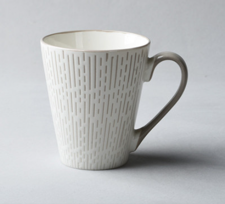 VINTAGE EMBOSSED CERAMIC CUP
