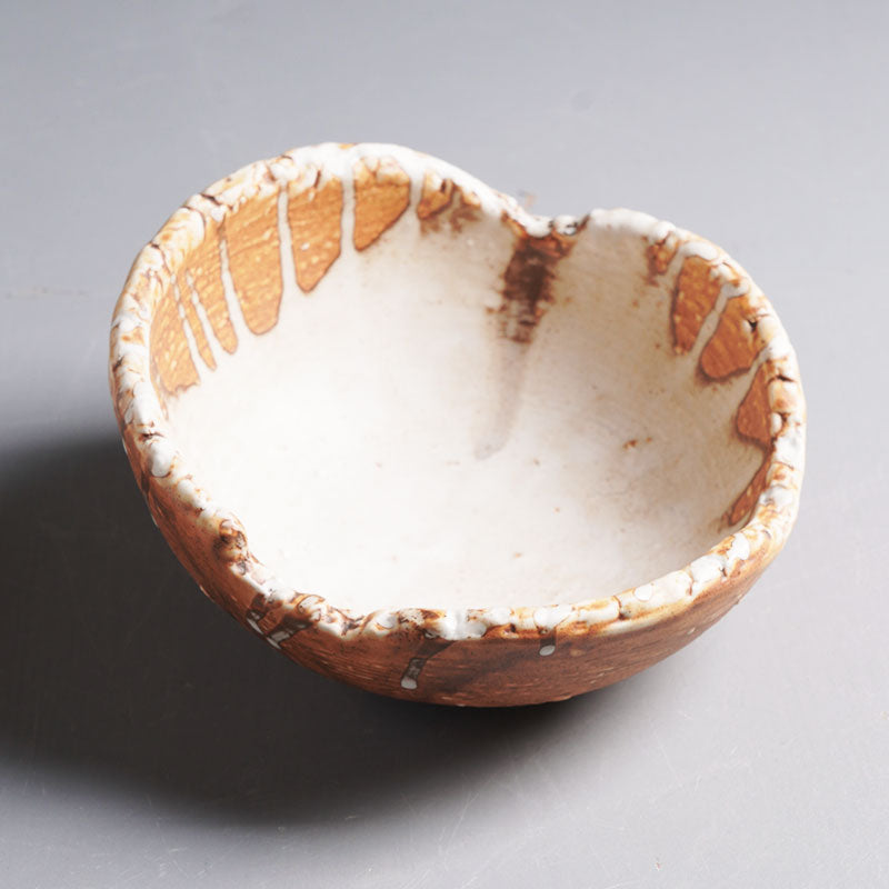 VINTAGE IRREGULÄR LUTANDE BLANDNINGSKÅL